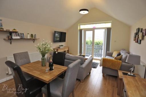 Semi Detached Cottage Snowdonia With Hot Tub Tal-y-Cafn Exterior foto