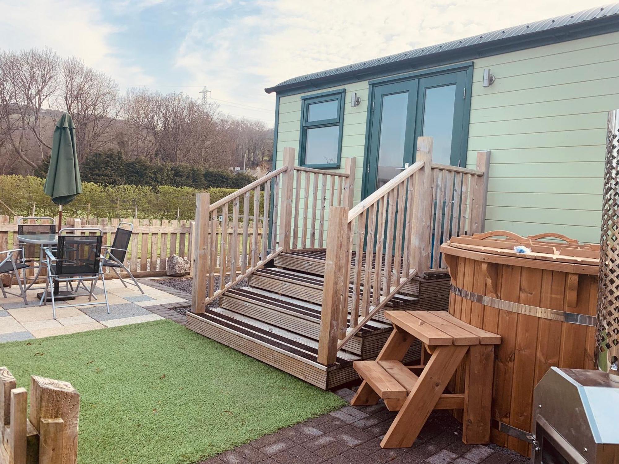 Semi Detached Cottage Snowdonia With Hot Tub Tal-y-Cafn Exterior foto
